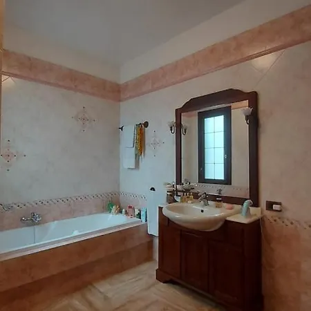Affittacamere The Rosa's Luxury House *