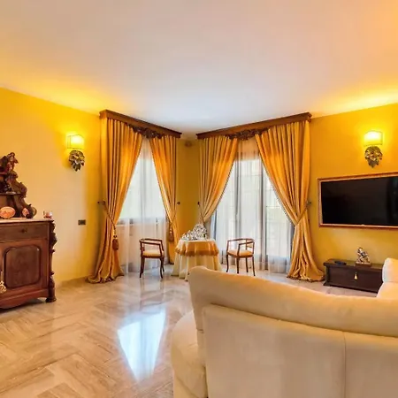 Πανσιόν The Rosa's Luxury House Alezio