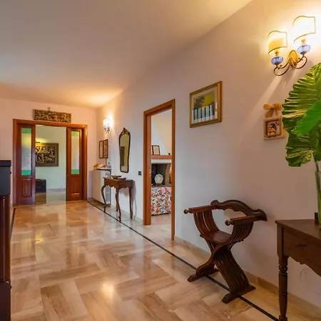 Affittacamere The Rosa's Luxury House Alezio